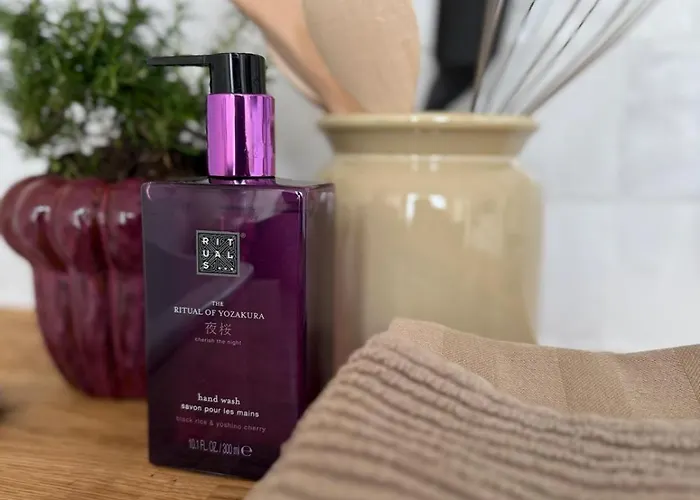 Blush Отель типа 